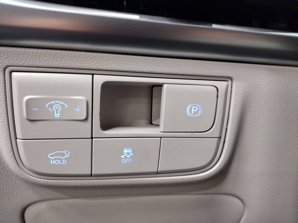 New 2026 Hyundai Tucson Limited image 30