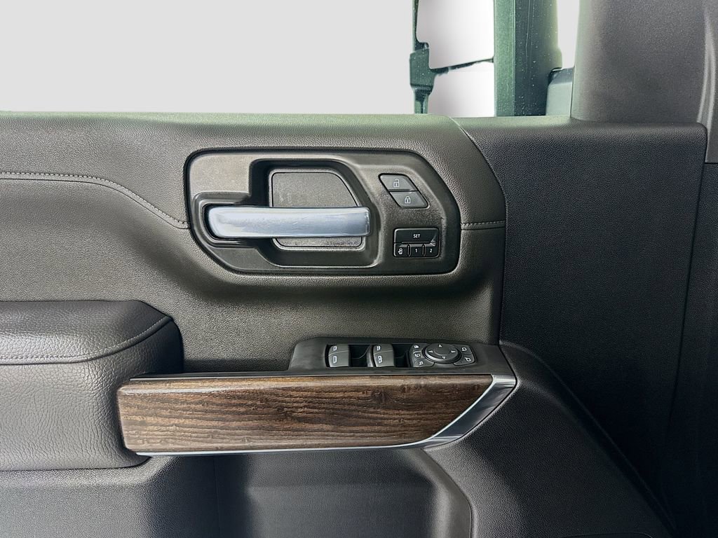 Used 2022 GMC Sierra 3500 Denali image 19