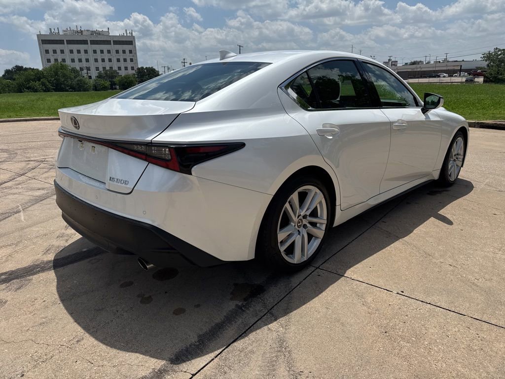 Used 2023 Lexus IS 300 w/ Comfort Package RWD image 5