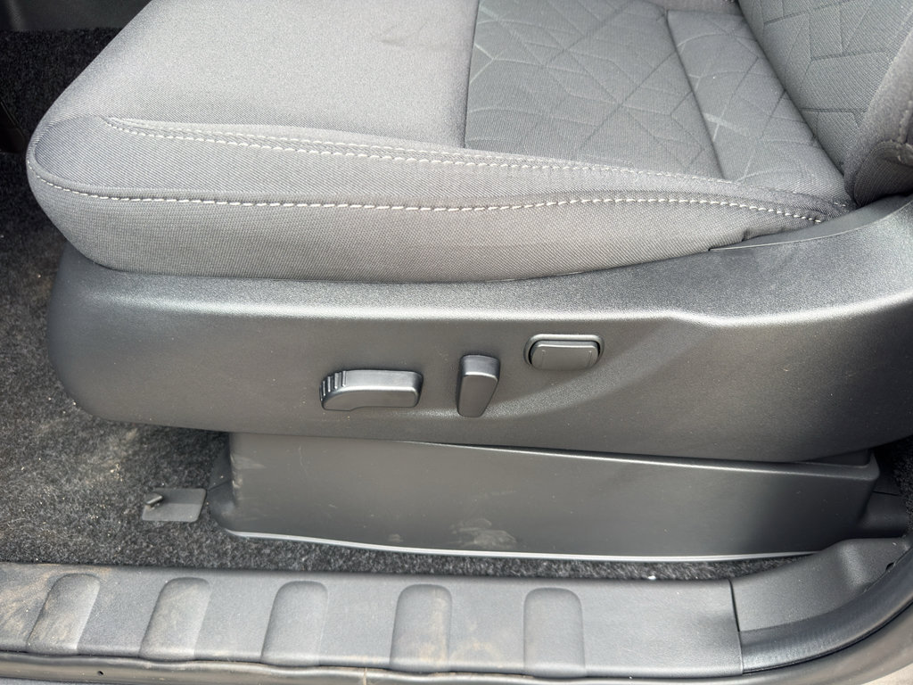 New 2026 Nissan Frontier SV AWD/4WD image 15