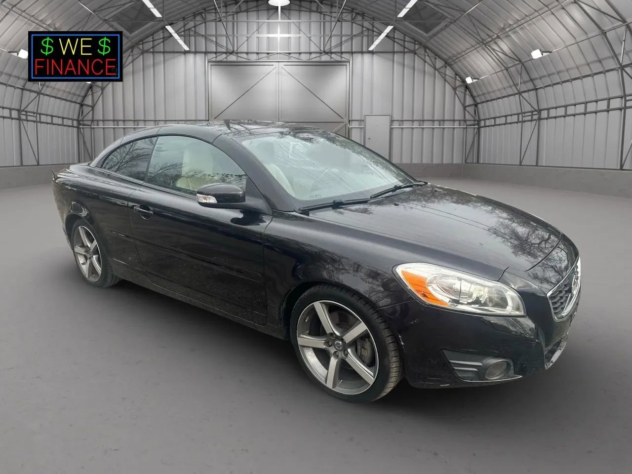 Used 2011 Volvo C70 T5 image 12