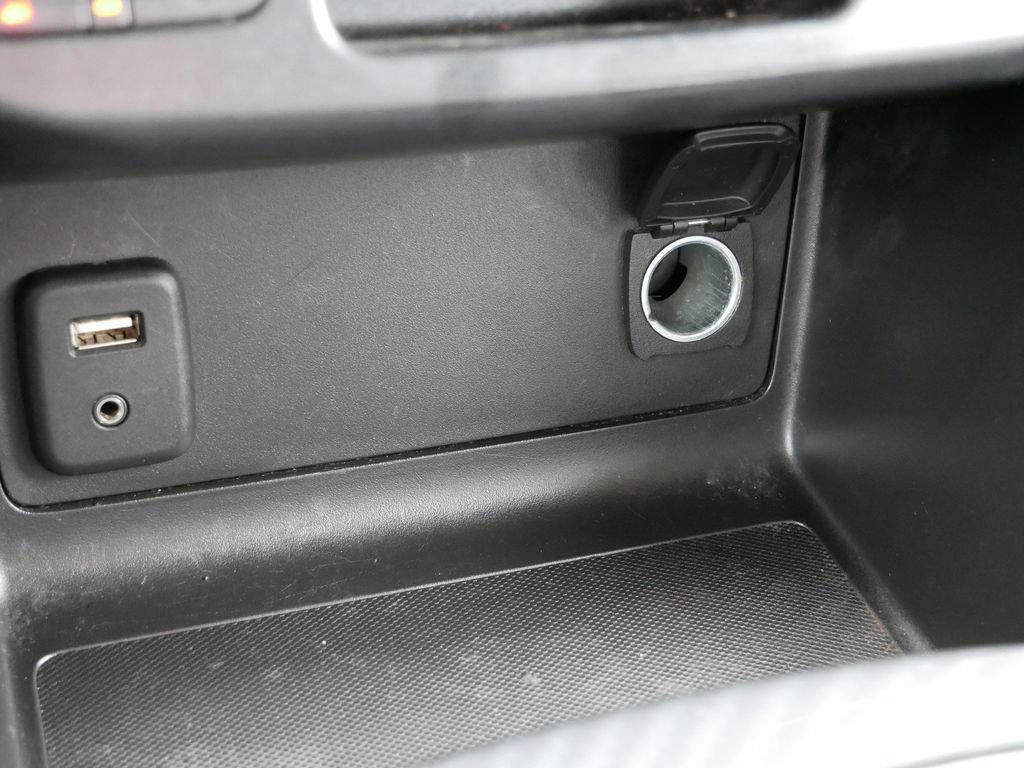 Used 2016 GMC Canyon SLE w/ All Terrain Adventure Package image 21