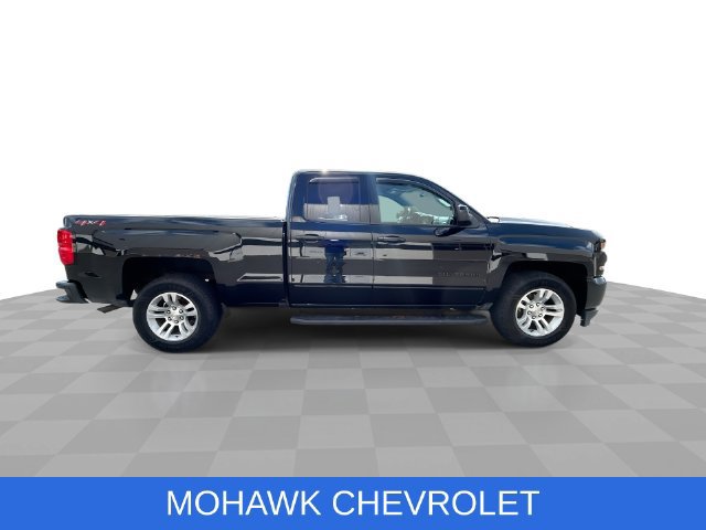 Certified 2018 Chevrolet Silverado 1500 LT w/ All Star Edition AWD/4WD image 9