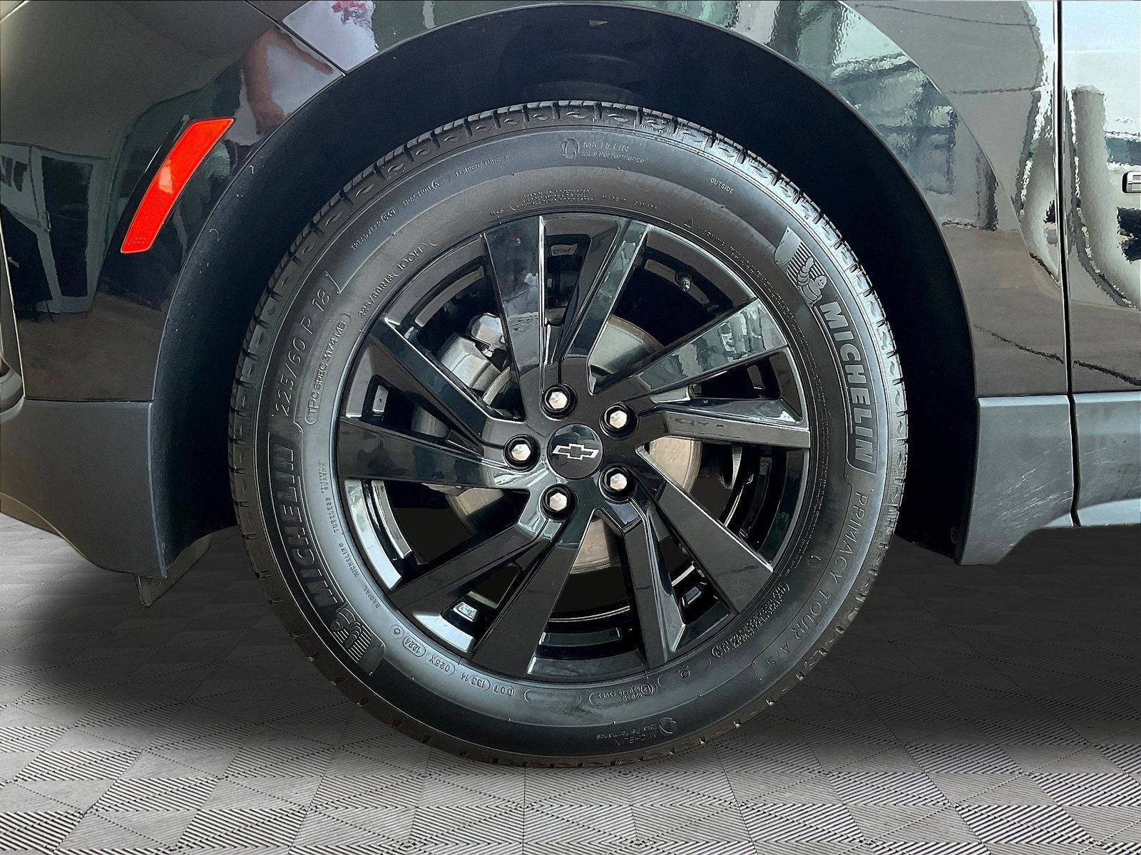 Used 2024 Chevrolet Equinox LS w/ Midnight Edition FWD image 31