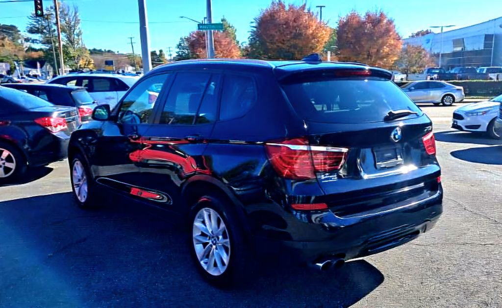 Used 2017 BMW X3 xDrive28i image 9