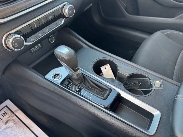 Used 2025 Nissan Altima 2.5 SV FWD image 18