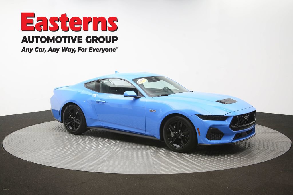 Used 2025 Ford Mustang GT RWD image 45