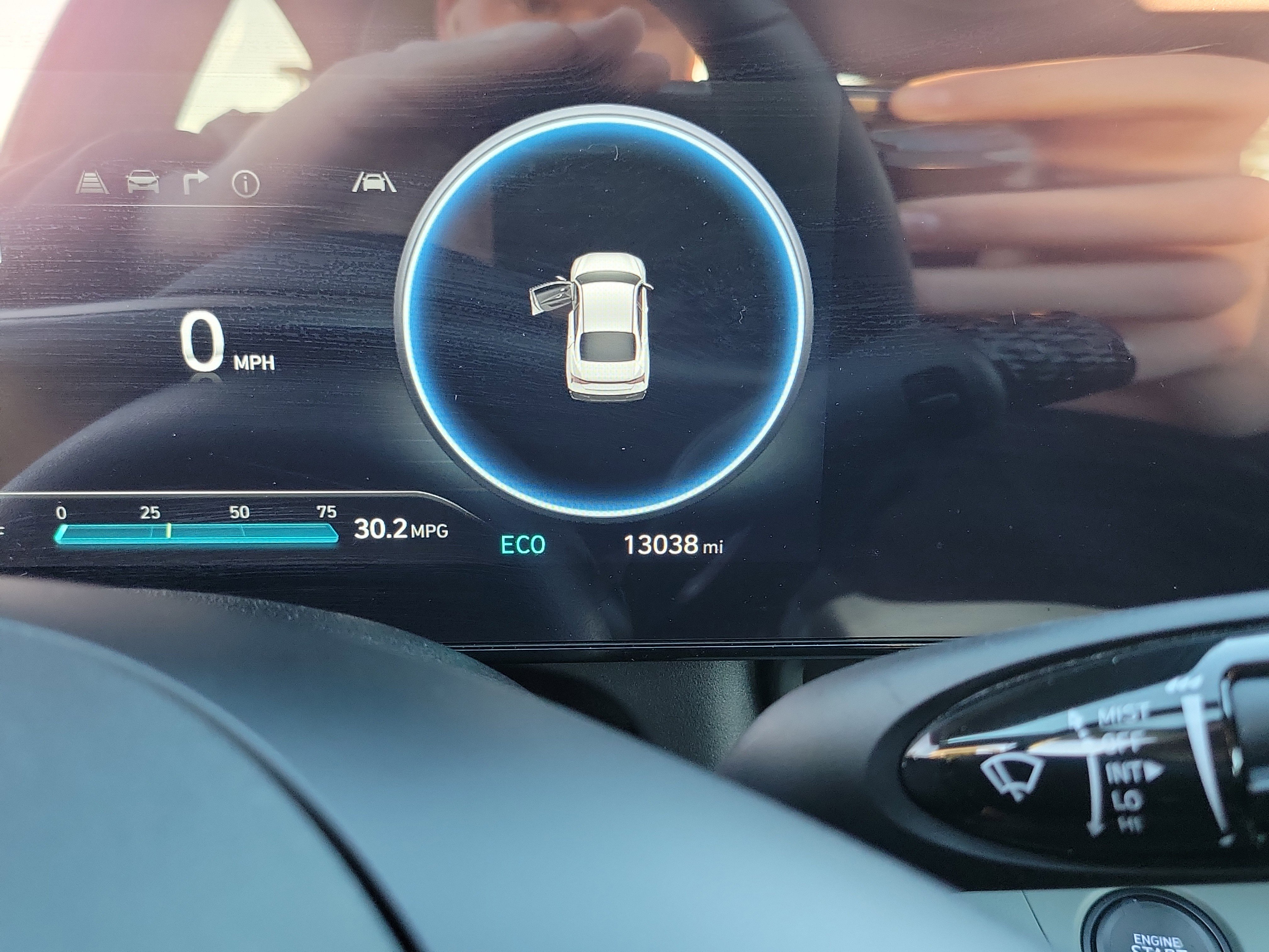 Certified 2025 Hyundai Elantra Limited image 10