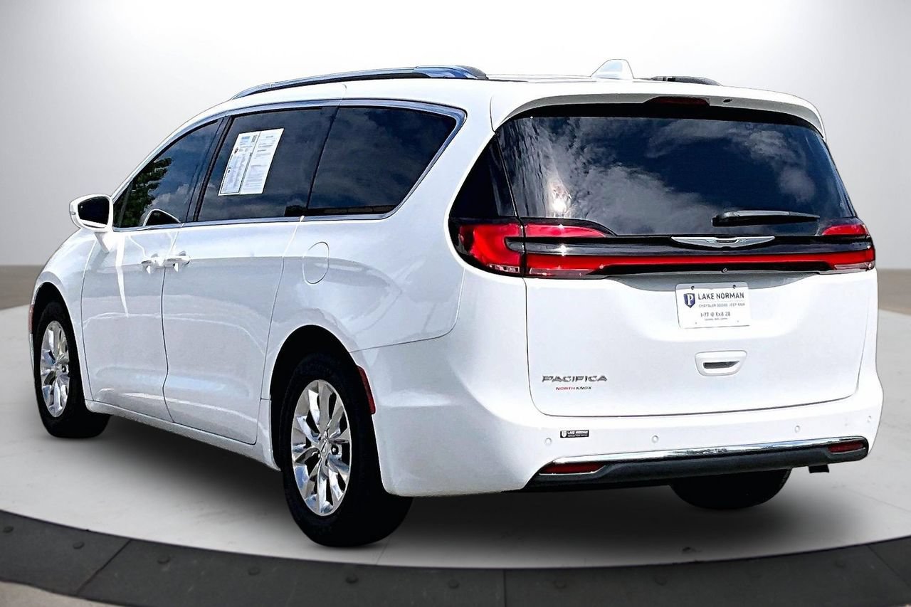 Certified 2021 Chrysler Pacifica Touring-L FWD image 6