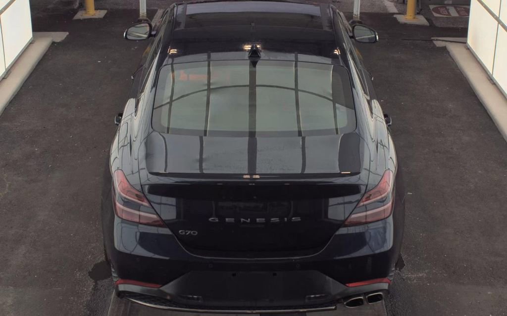 Used 2023 Genesis G70 2.0T w/ Sport Prestige Package image 5