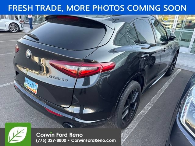 Used 2020 Alfa Romeo Stelvio Ti AWD/4WD image 10