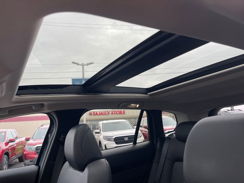 Used 2023 MAZDA CX-50 AWD 2.5 S w/ Cargo Package image 9