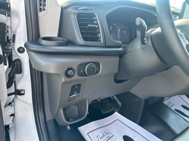 New 2026 Ford Transit 250 148 Medium Roof w/ Load Area Protection Package RWD image 34