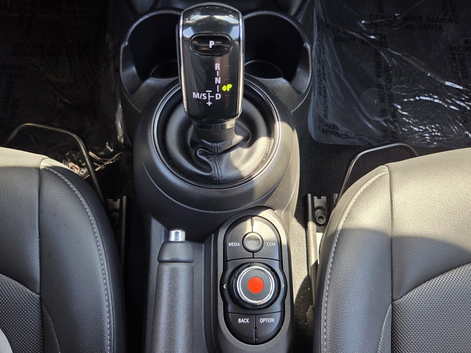 Used 2021 MINI Cooper Convertible image 26