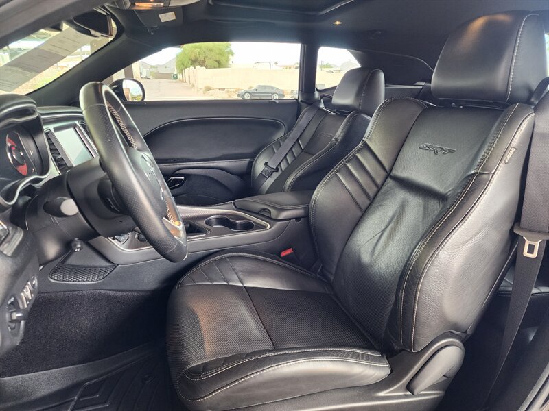 Used 2016 Dodge Challenger SRT Hellcat RWD image 26
