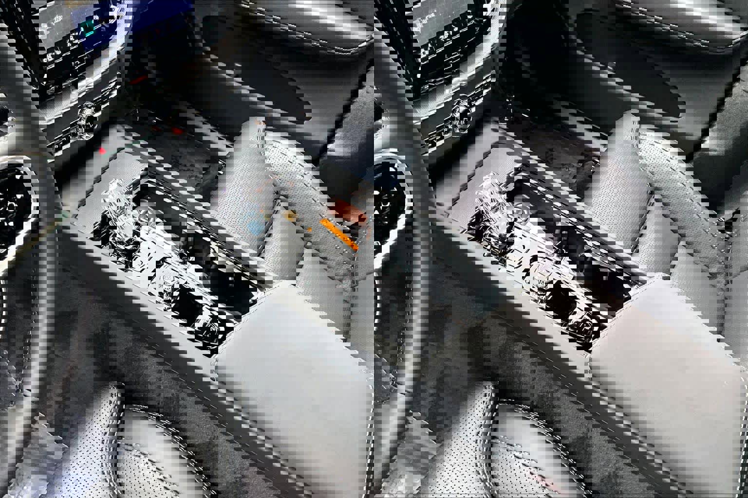 Used 2024 Volvo XC60 T8 Ultimate image 16