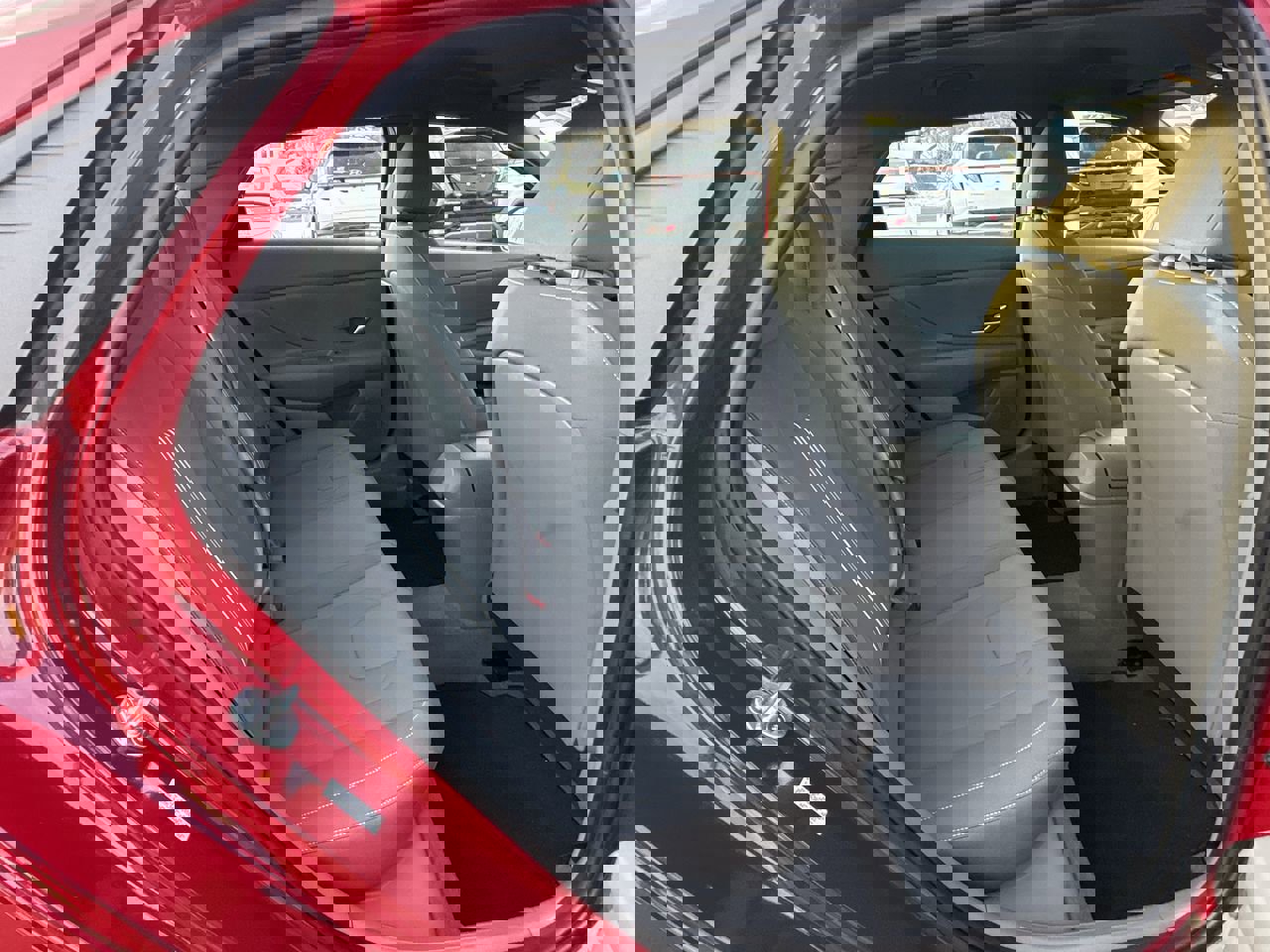 Used 2023 Hyundai Elantra SEL FWD image 21