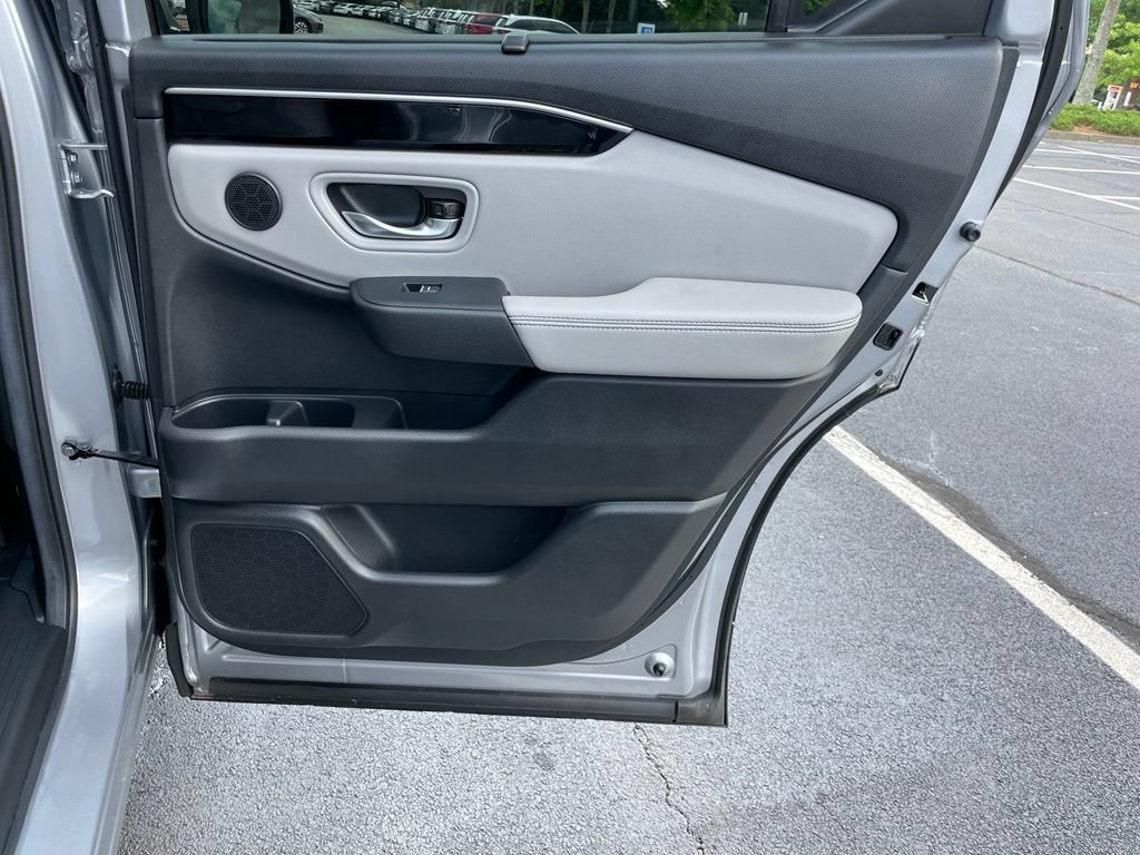 Certified 2025 Honda Pilot EX-L image 35