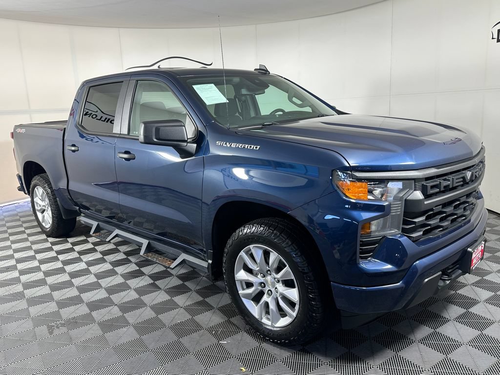 Used 2022 Chevrolet Silverado 1500 Custom AWD/4WD image 9