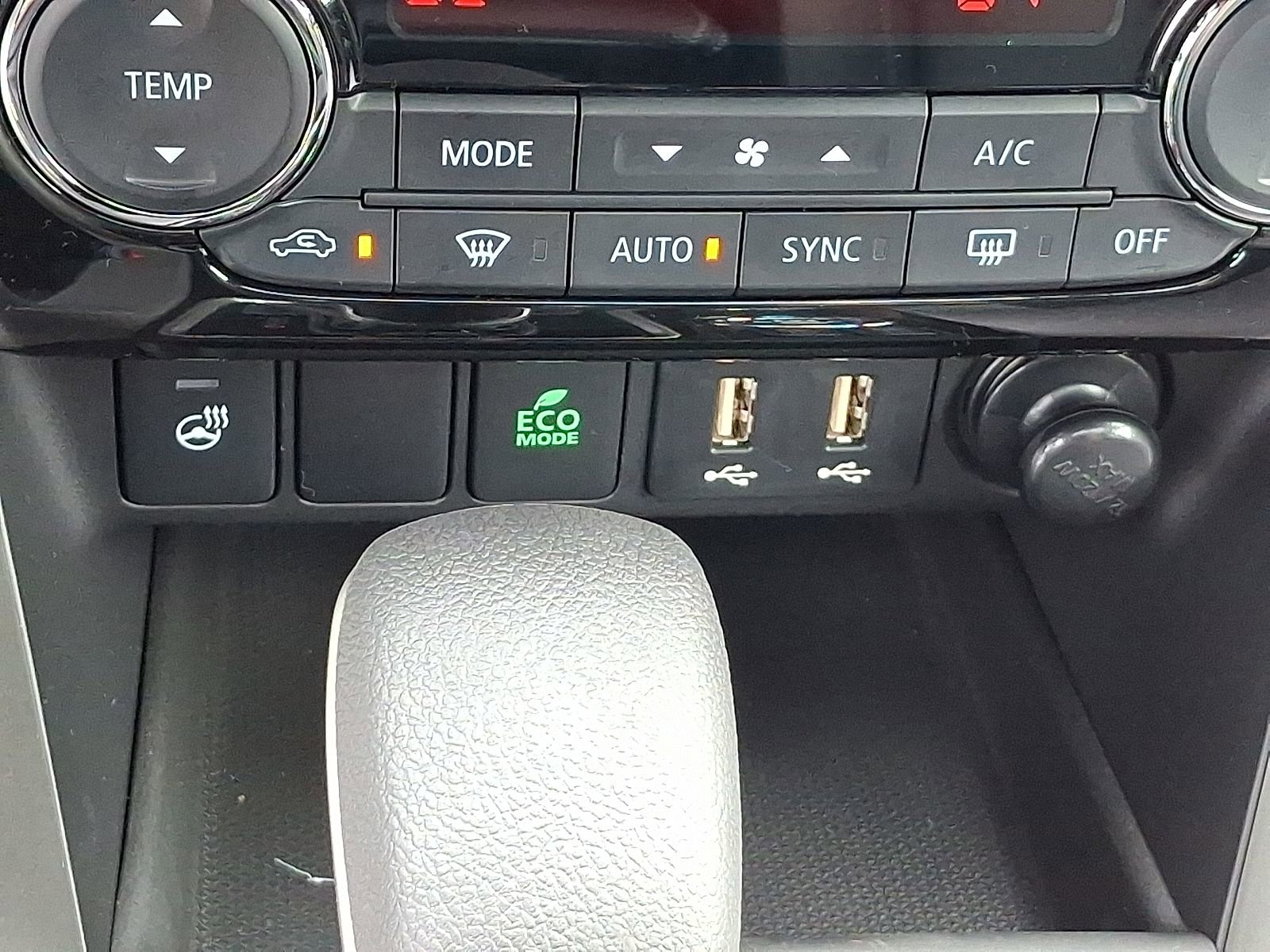 New 2025 Mitsubishi Eclipse Cross SEL image 23