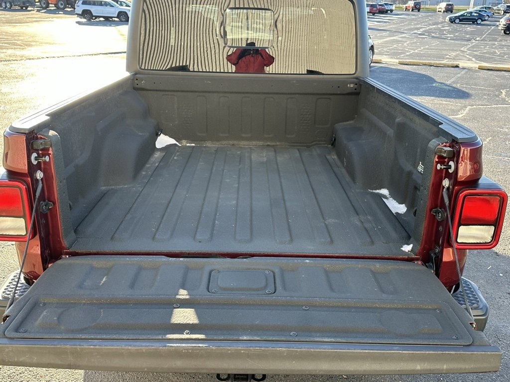 Used 2021 Jeep Gladiator Overland w/ Popular Equipment Package image 15