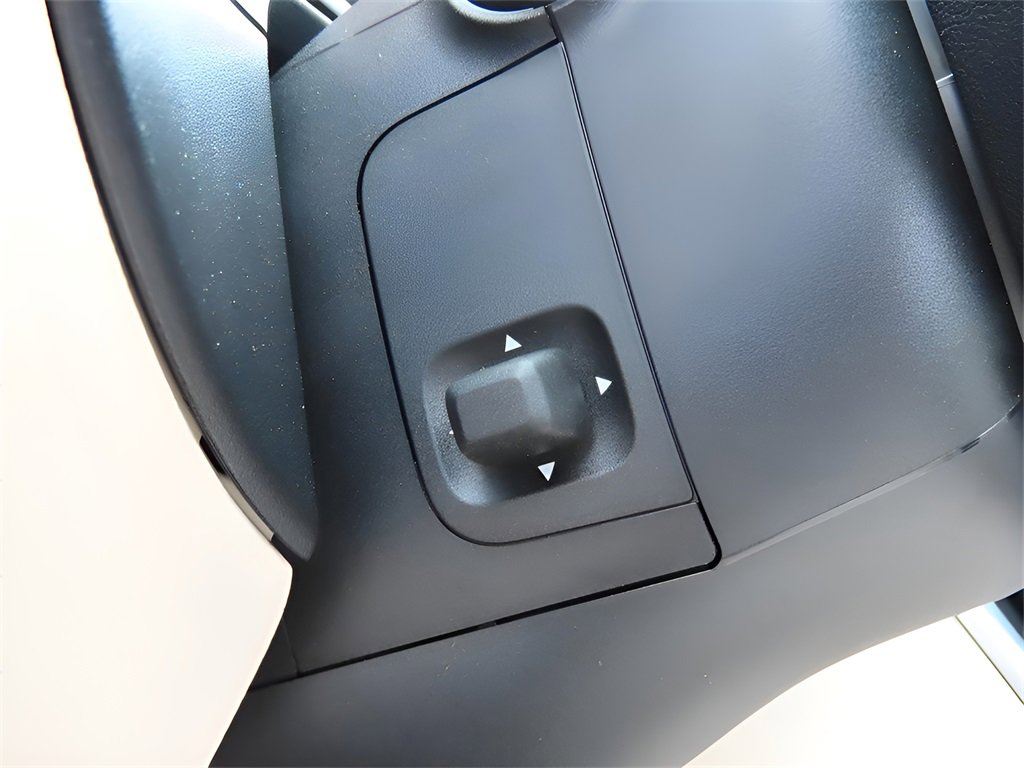 Used 2025 Mercedes-Benz C 300 4MATIC Sedan image 48