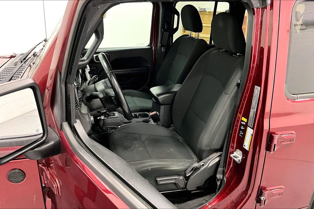 Used 2021 Jeep Wrangler Unlimited Sport image 32