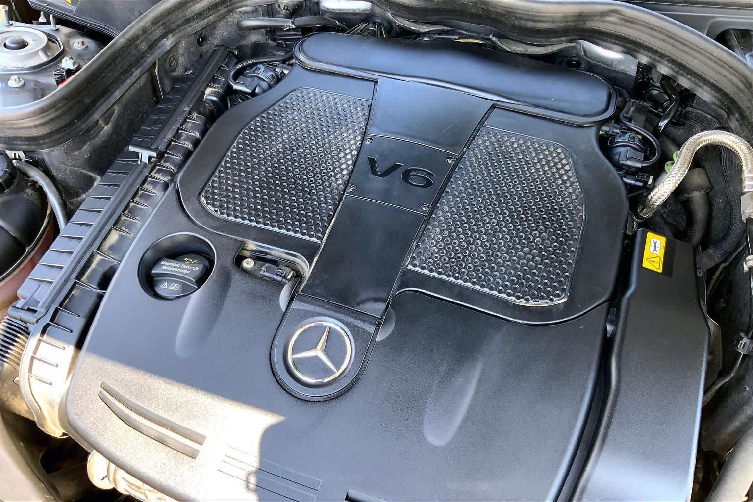 Used 2016 Mercedes-Benz E 350 4MATIC Wagon image 33