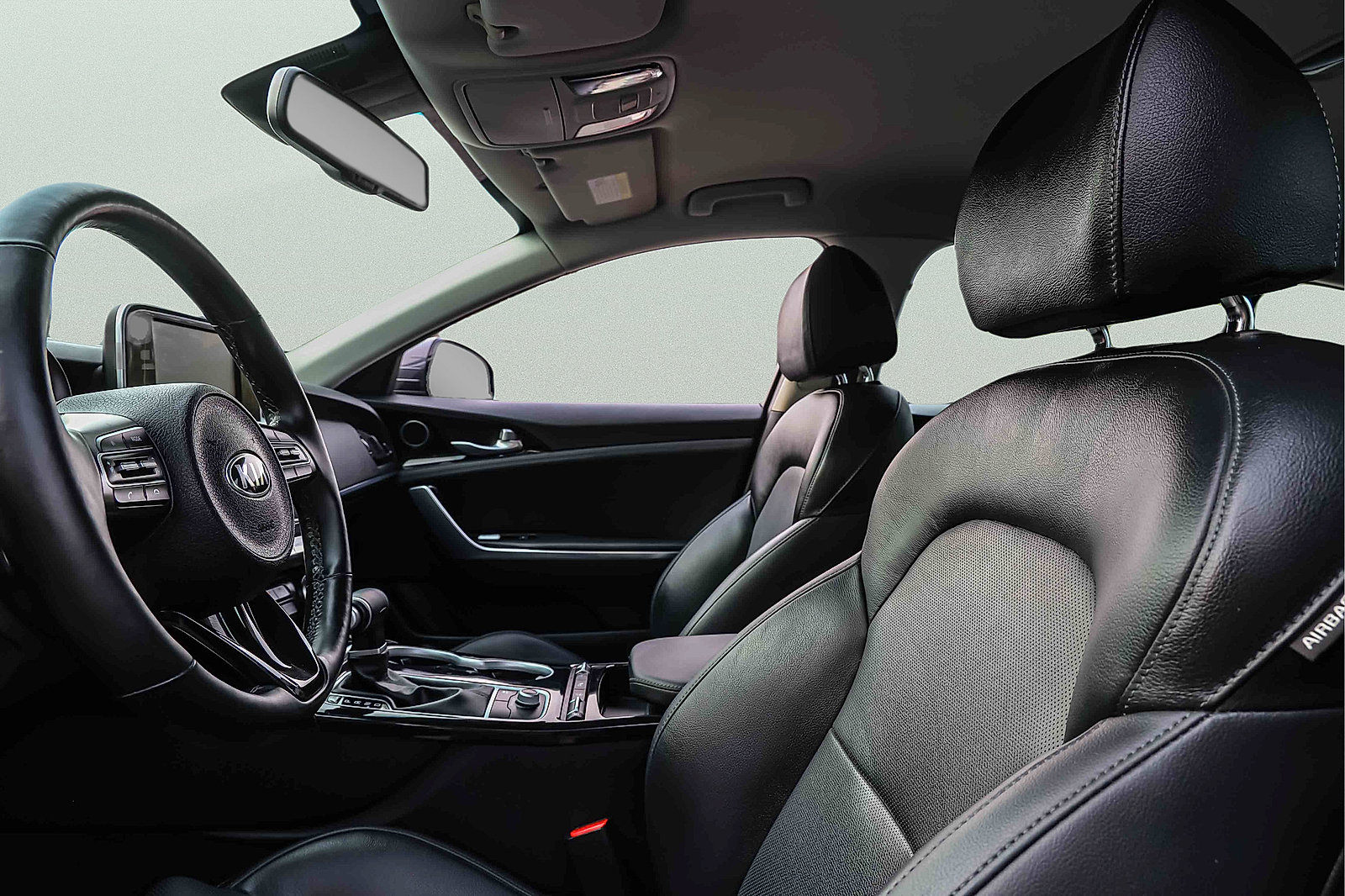 Used 2019 Kia Stinger AWD/4WD image 9