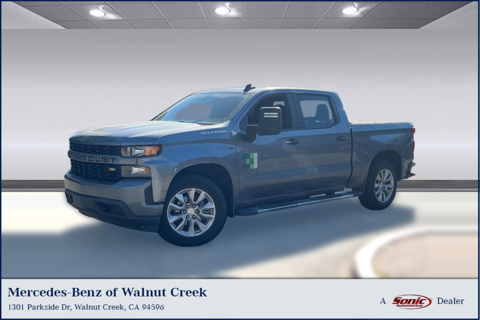 Used 2020 Chevrolet Silverado 1500 Custom w/ Custom Max Trailering Package AWD/4WD image 1