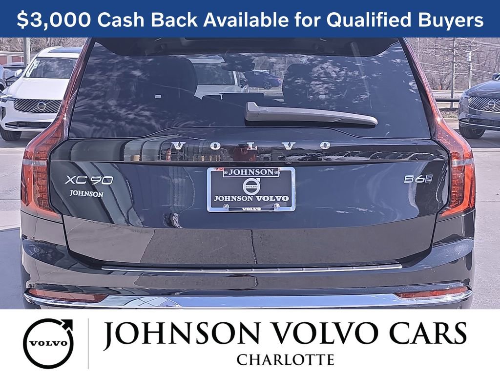 New 2026 Volvo XC90 B6 Plus w/ Protection Package Premier image 6