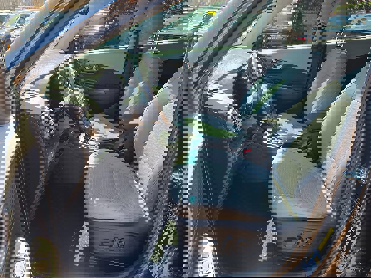 Used 2021 Hyundai Kona Ultimate image 21