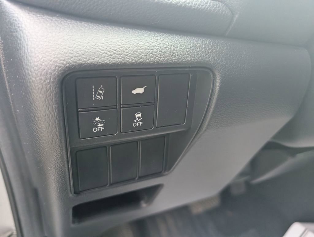 Used 2017 Honda CR-V EX-L image 16