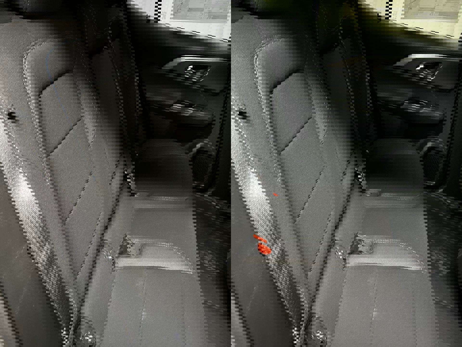 New 2026 Chevrolet Equinox EV LT image 60