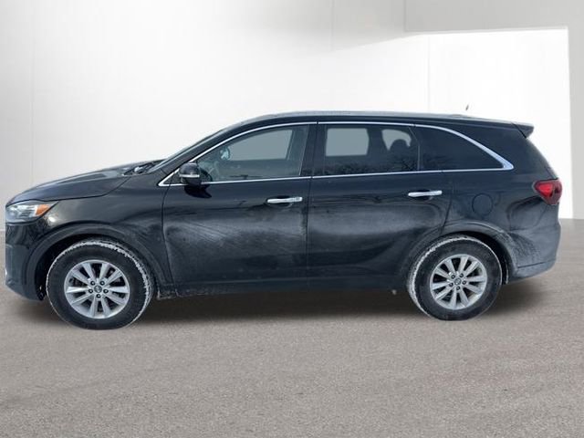 Used 2019 Kia Sorento LX image 2