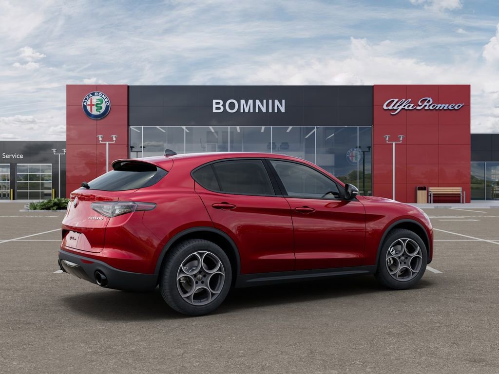 New 2025 Alfa Romeo Stelvio Sprint AWD/4WD image 4