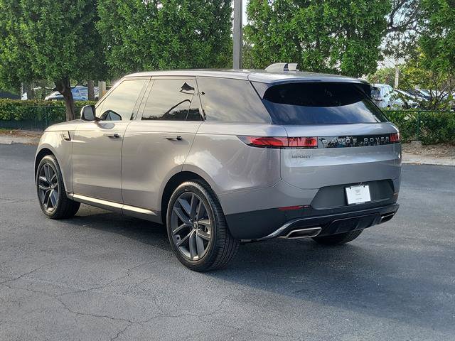 Used 2025 Land Rover Range Rover Sport SE AWD/4WD image 18