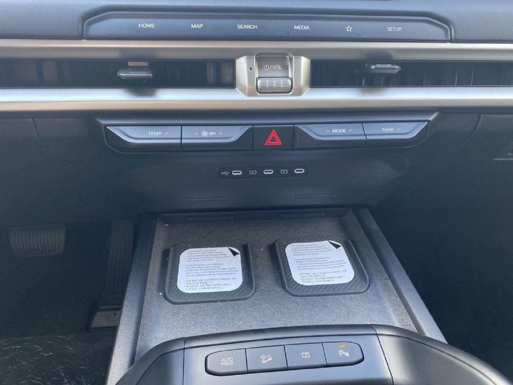 New 2027 Kia Telluride LX FWD image 16