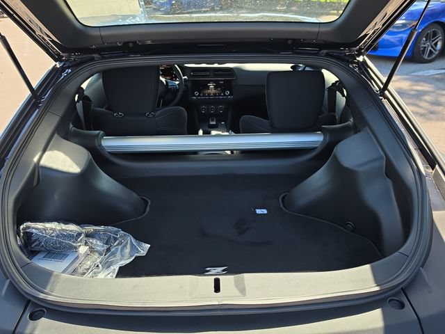 Certified 2023 Nissan Armada SL w/ Cargo Package AWD/4WD image 10