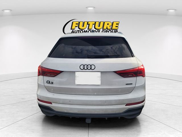 Used 2022 Audi Q3 2.0T Premium Plus w/ Premium Plus Package AWD/4WD image 4