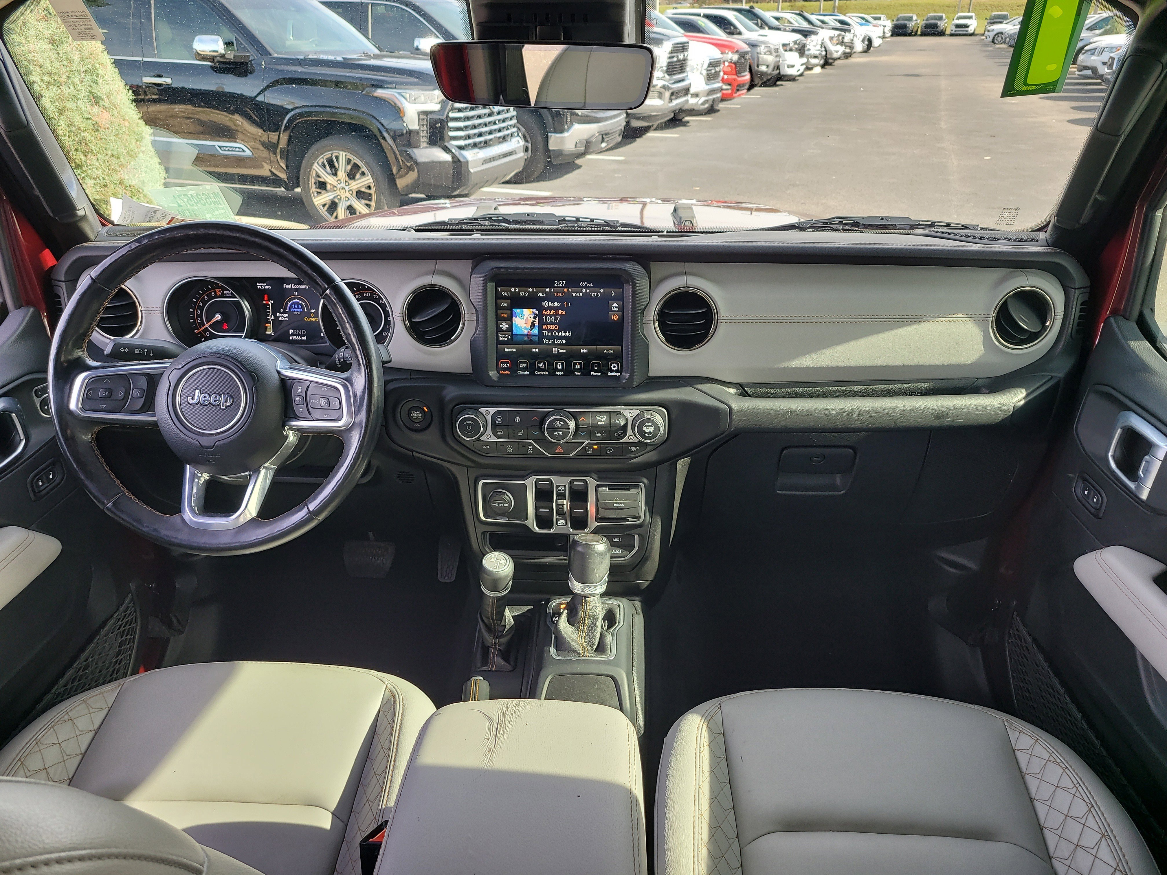 Used 2021 Jeep Wrangler Unlimited Sahara image 14