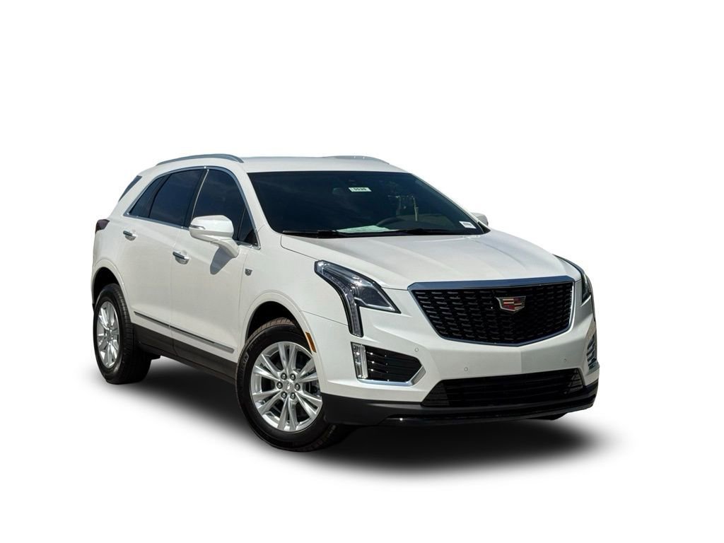 New 2025 Cadillac XT5 Luxury image 2