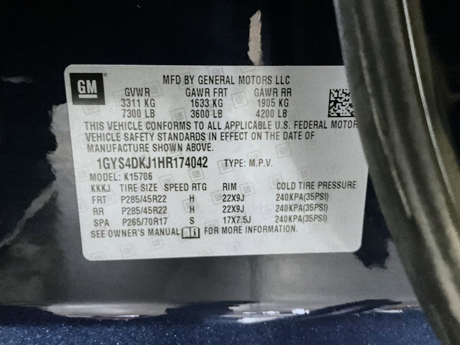 Used 2017 Cadillac Escalade Platinum image 29