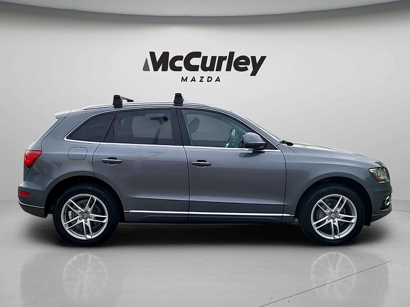 Used 2015 Audi Q5 2.0T Premium Plus w/ Technology Package AWD/4WD image 8