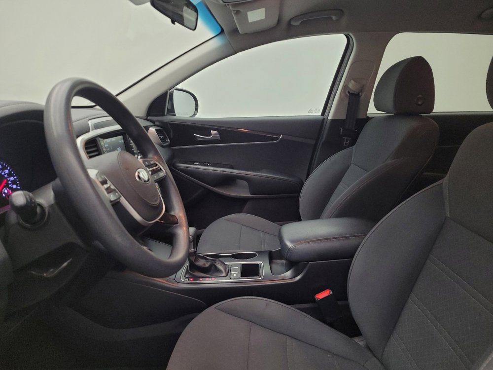 Used 2020 Kia Sorento LX image 17