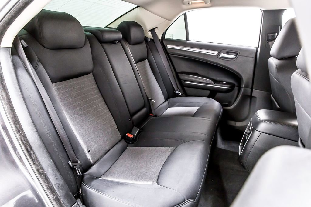 Used 2021 Chrysler 300 Touring w/ Sport Appearance Package RWD image 36