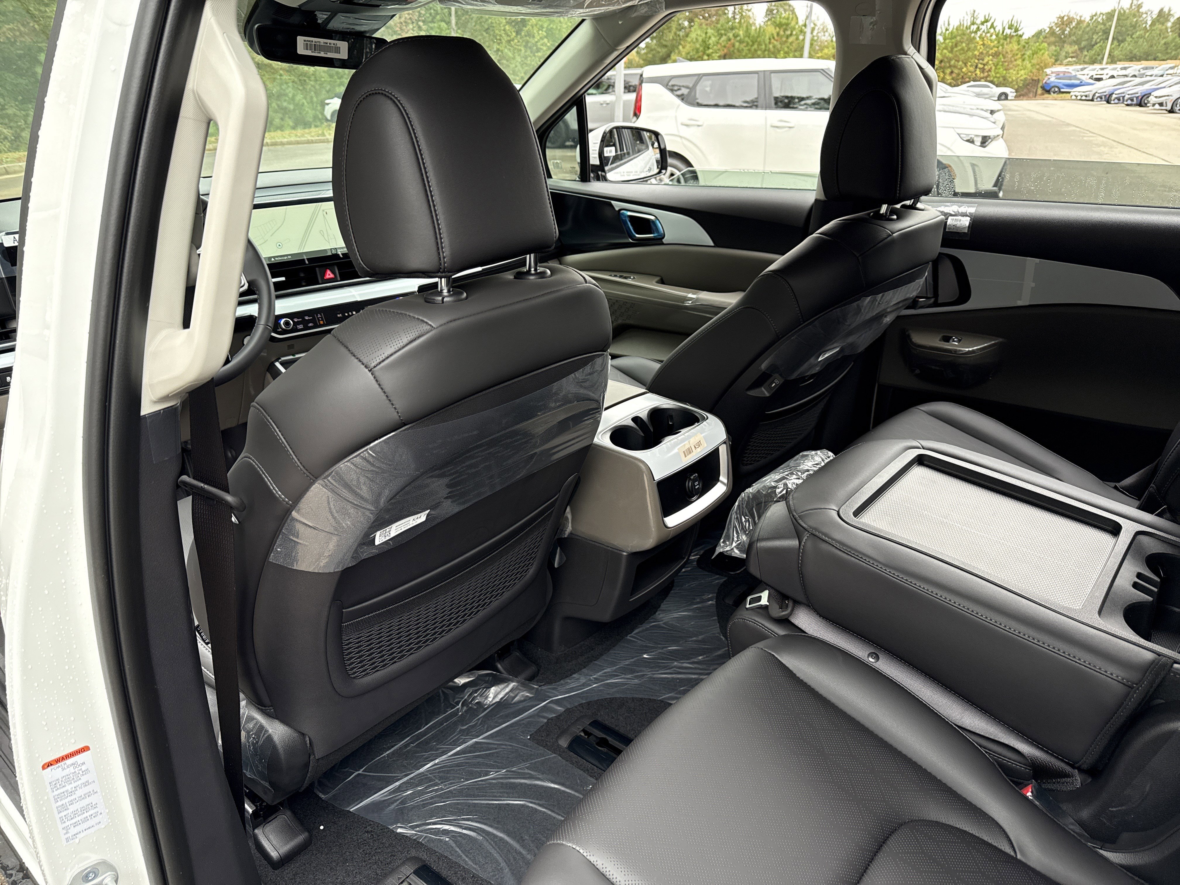 New 2025 Kia Carnival image 16