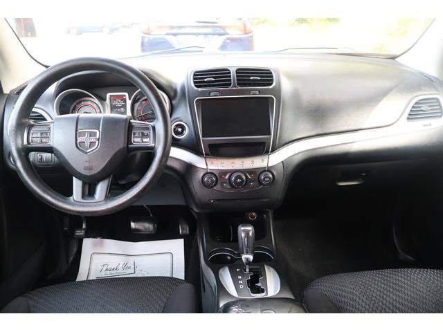Used 2016 Dodge Journey SXT w/ Comfort/Convenience Group FWD image 9