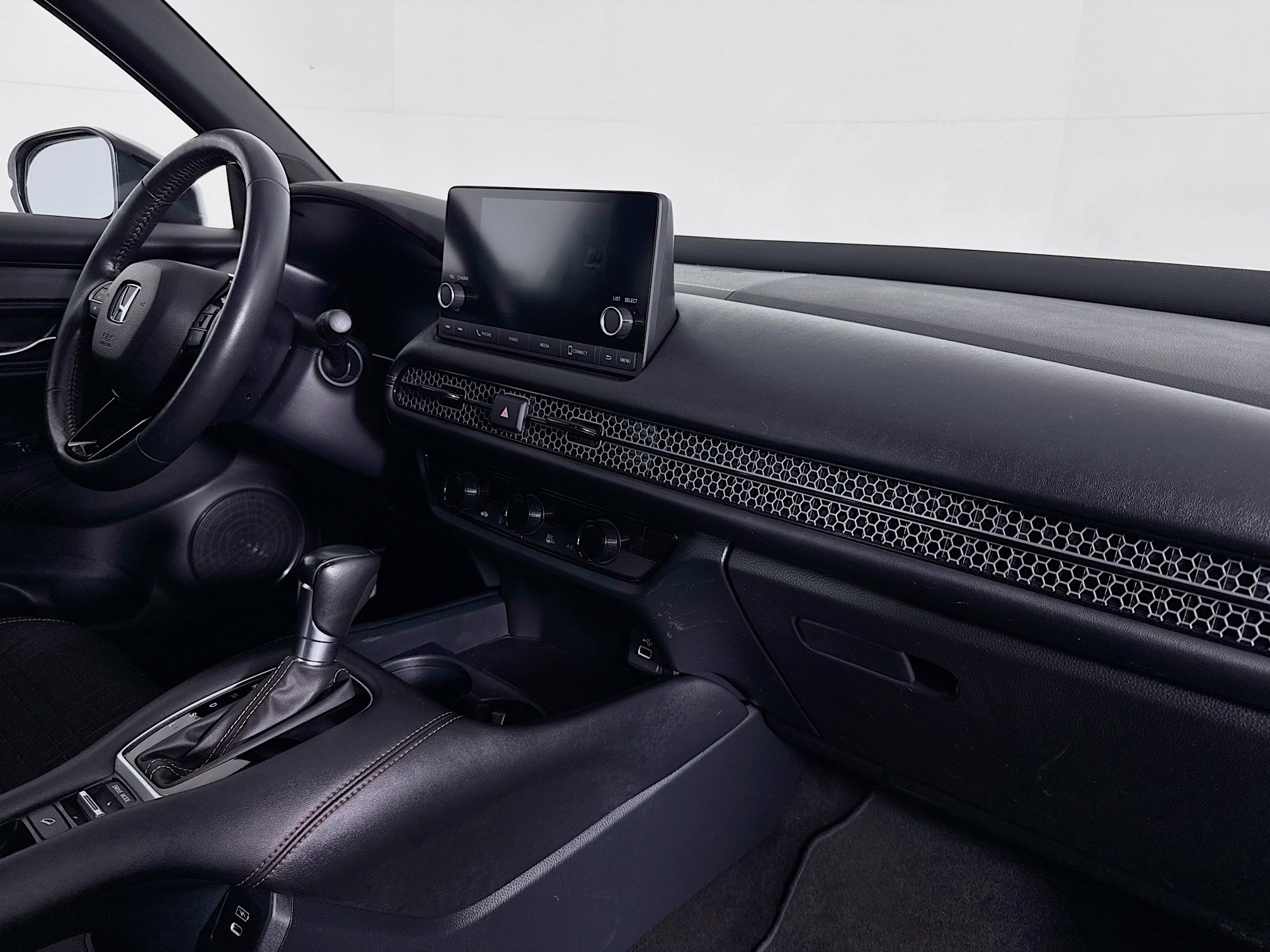 Used 2024 Honda HR-V Sport image 29