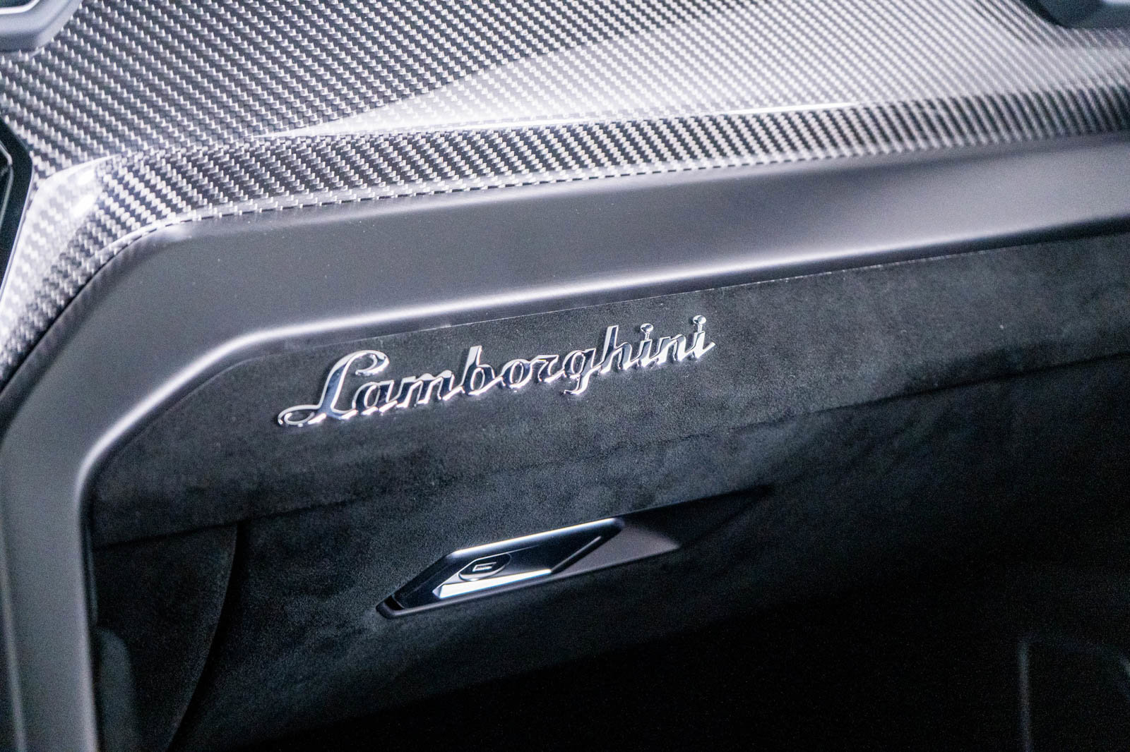 Used 2023 Lamborghini Urus Performante image 44